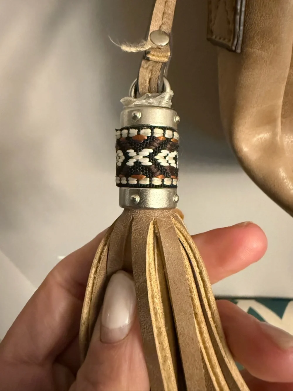 Unionbay Boho Crossbody Bag Tan Faux Leather Tassel Purse - Picture 5 of 10